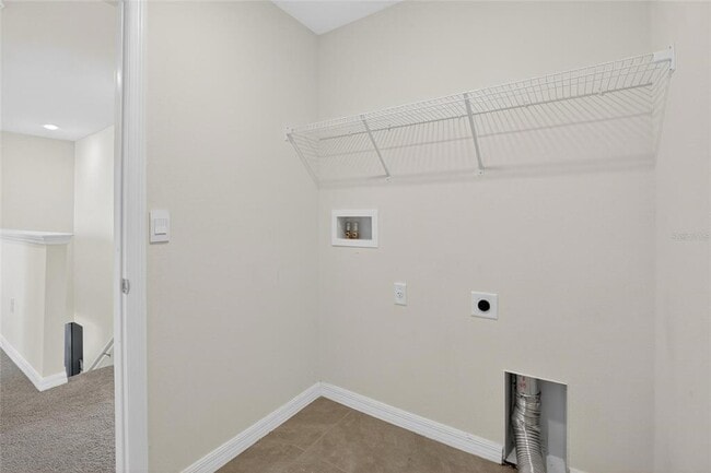 Building Photo - 3288 Silver Date Dr