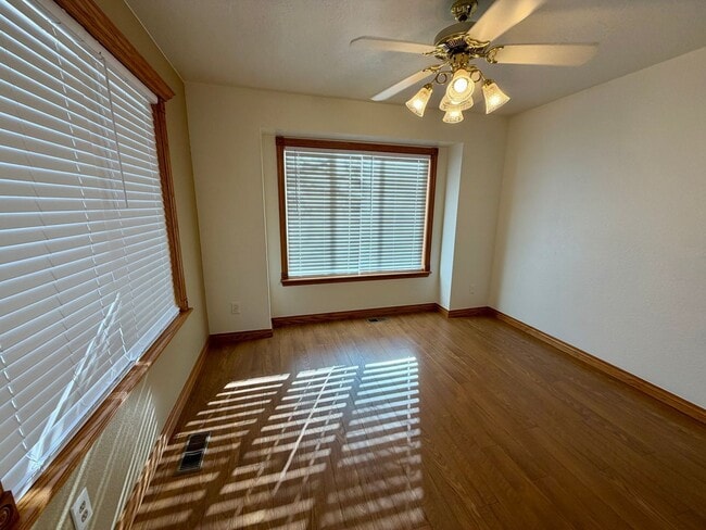 Building Photo - 3351 35th St