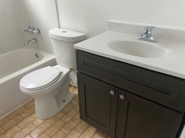 Building Photo - 5405 Morrow Dr