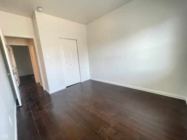 Building Photo - 3818 Central Ave