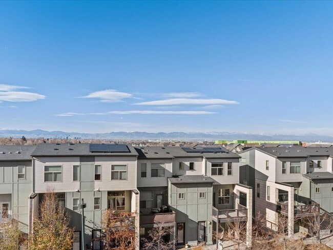 Building Photo - 2504 N Moline St