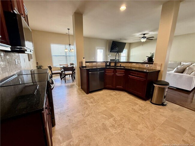 Building Photo - 642 Regimental Dr