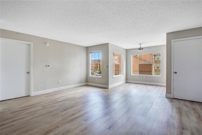 Building Photo - 2214 Grand Cayman Ct