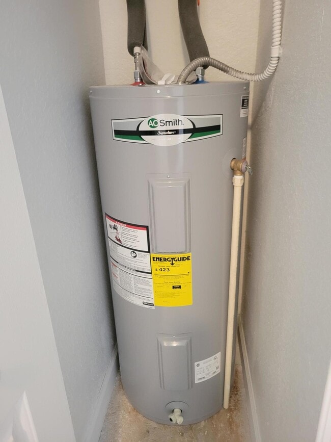 Building Photo - 3517 Shoma Ln