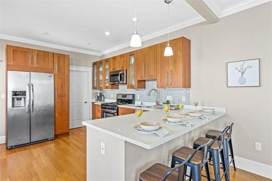 Primary Photo - 52 Stanley Ave