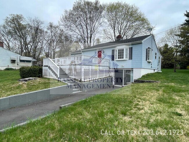 Building Photo - 56 Sperry Dr
