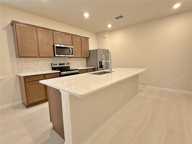 Building Photo - 16234 Merry Aly