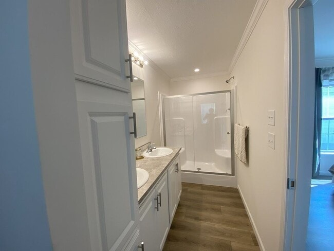 Building Photo - 174 Mockingbird Way