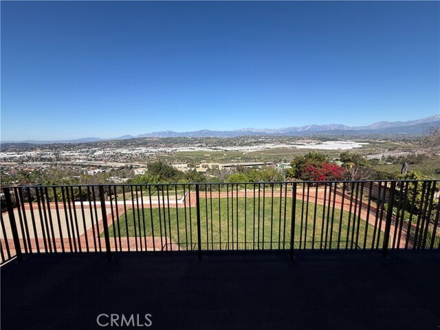 Building Photo - 22041 Birds Eye Dr