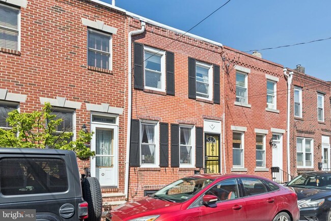 Building Photo - 728 S Smedley St