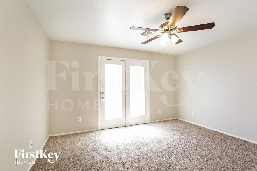 Building Photo - 10436 Coyote Cub Ave