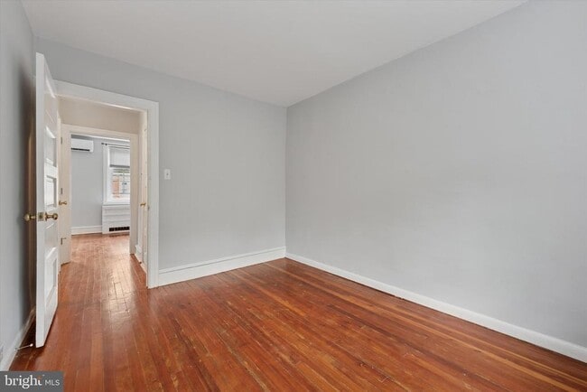 Building Photo - 8119 Ardleigh St