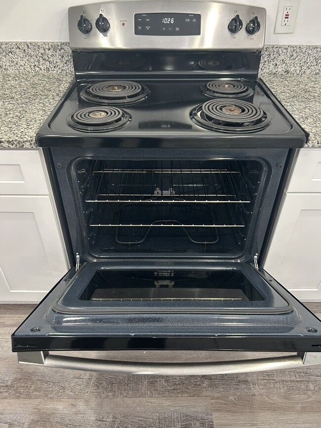 Building Photo - 3980 Crayrich Cir