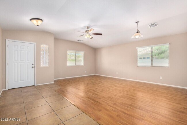 Building Photo - Gorgeous 4 Bedroom Home w/Energy Saving Solar