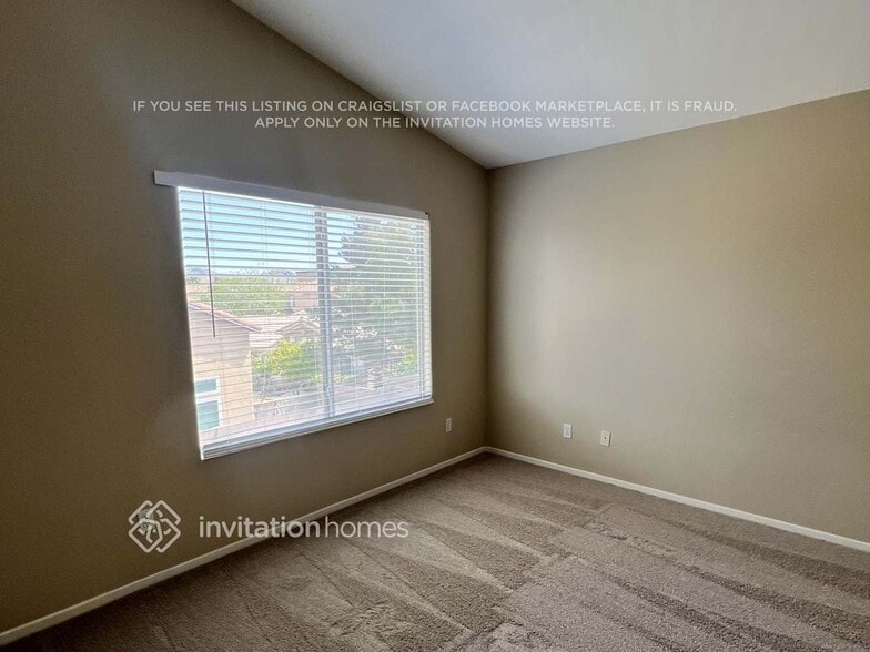 Building Photo - 554 Truffles St