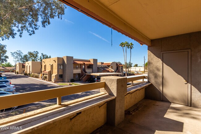 Building Photo - 1125 E Broadway Rd