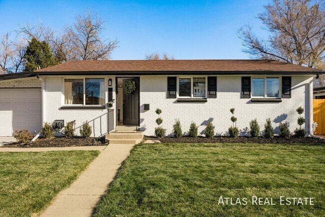 Building Photo - 5210 Quay St