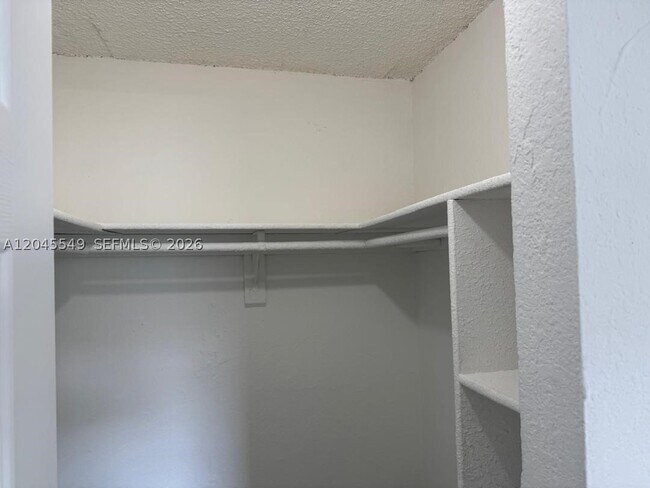 Building Photo - 4550 NW 9th St