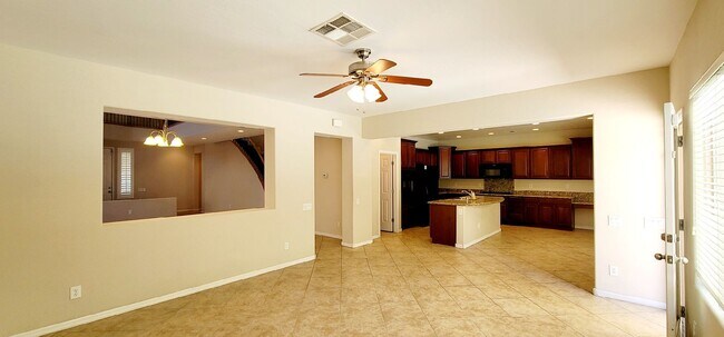 Building Photo - 2617 Vendange Pl