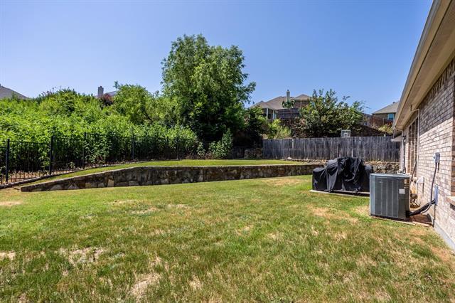 Building Photo - 5886 Cliff Ridge Dr