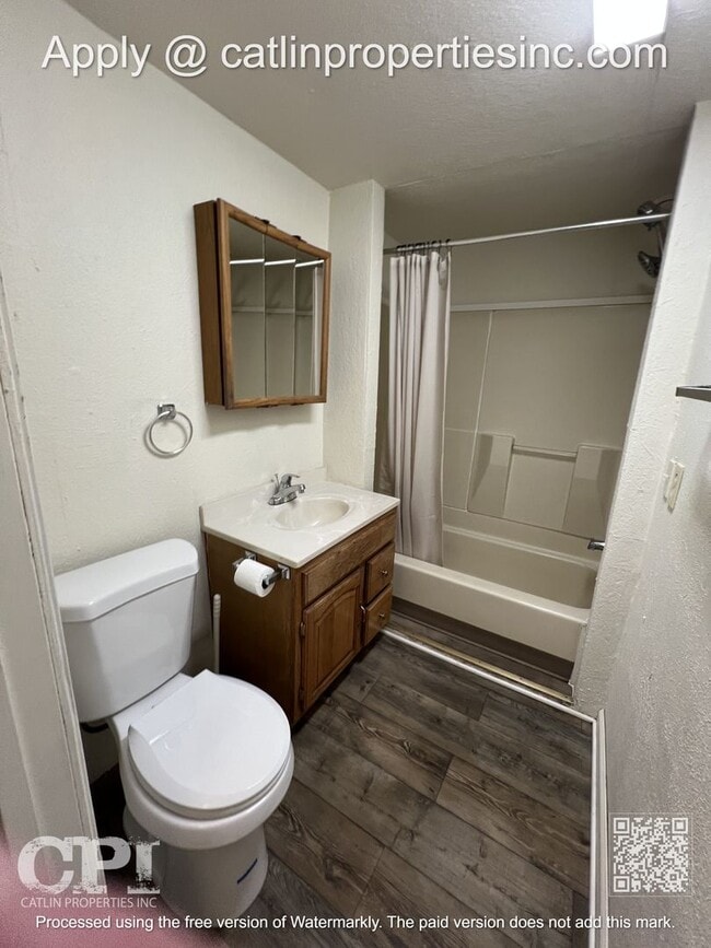 Building Photo - 323 15th Ave