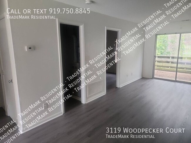 Building Photo - 3119 Woodpecker Ct