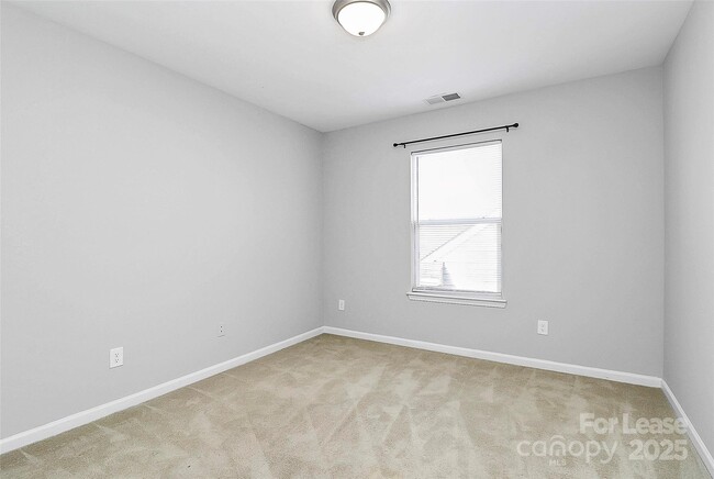 Building Photo - 3808 Herkimer Dr