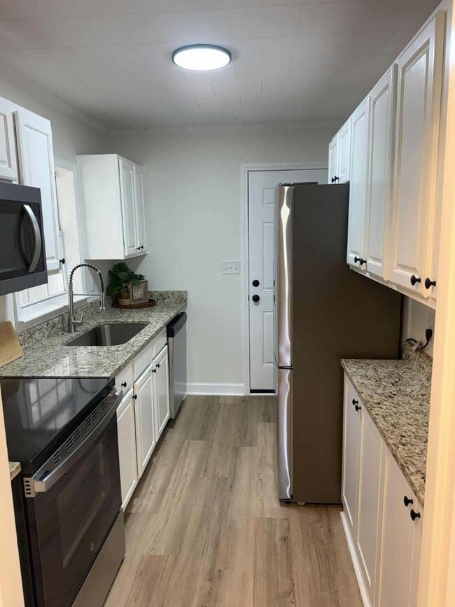 Building Photo - 100/102 Redd Street - Unit 102