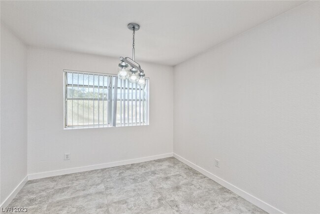 Building Photo - 1870 Nebula Dr