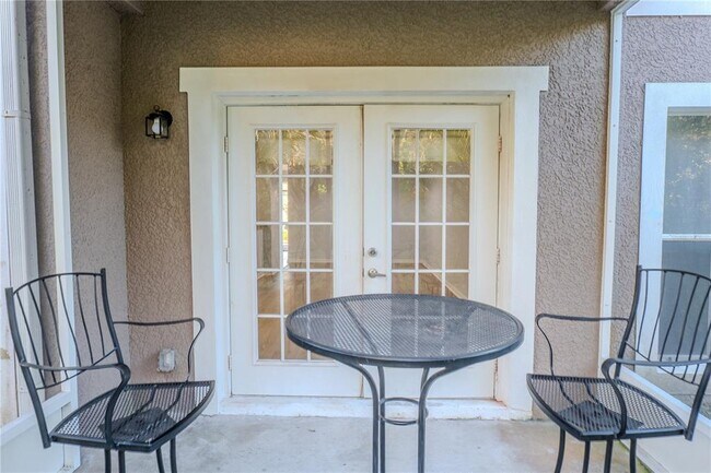 Building Photo - 8208 Downpatrick Ct