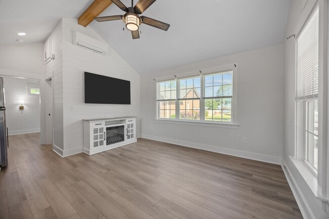 Building Photo - New Build Tiny Home!