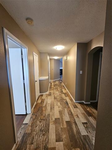 Building Photo - 215 Piccadilly Cir