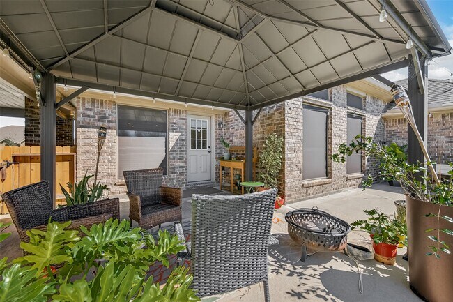 Building Photo - 6546 Grapevine Bend