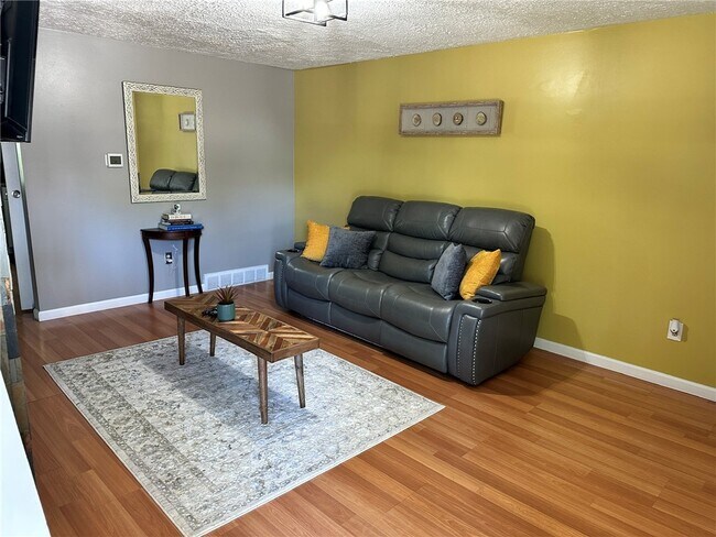 Building Photo - 1082 Mt Hope Ave