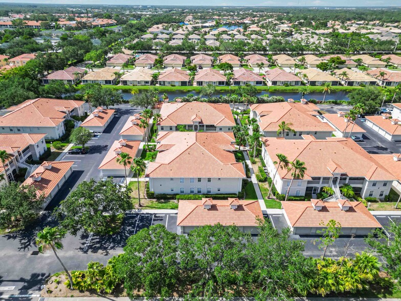 Building Photo - 8202 L Pavia Blvd