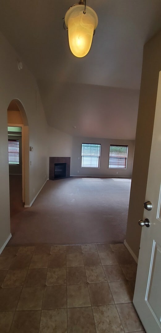 Building Photo - Gorgeous 3 Bedroom 2 Bath Home in Hayden!