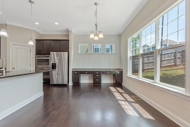 Building Photo - Beautiful Holly Springs Home