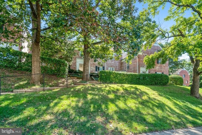 Building Photo - 3239 Gunston Rd