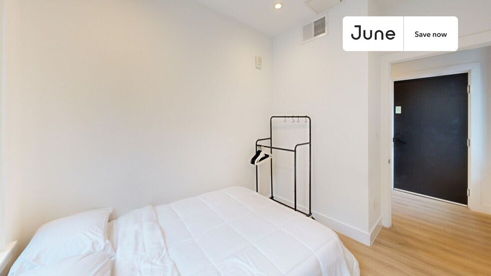 Building Photo - 2147 P St NW