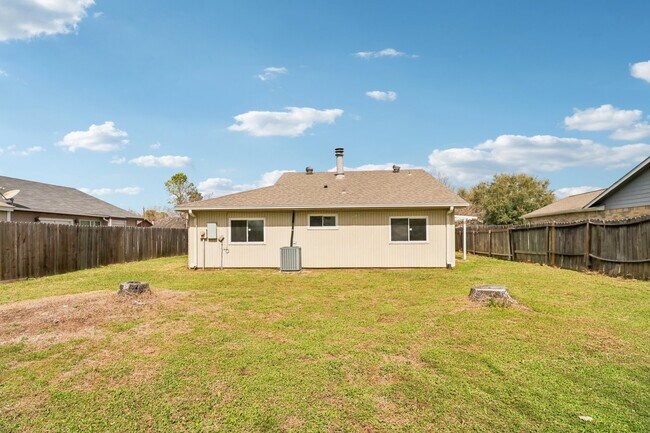 Building Photo - 14067 Towneway Dr