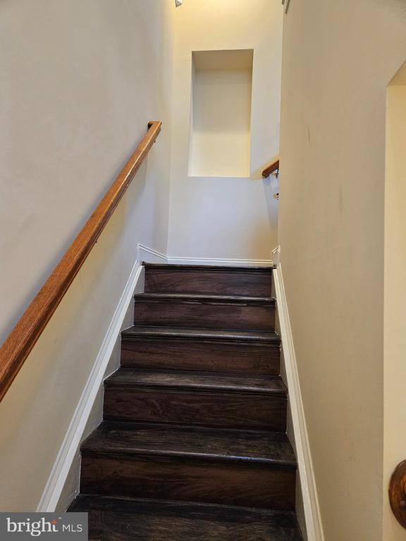 Building Photo - 603 Eden Pl