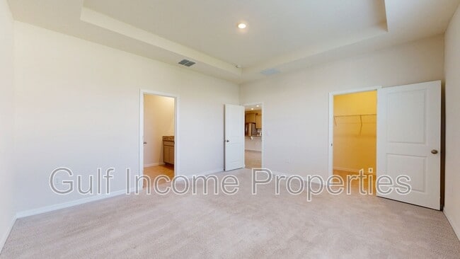 Building Photo - 10508 Chippewa Dr