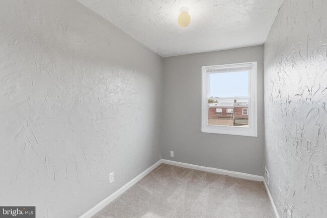 Building Photo - 849 Loalan Ave
