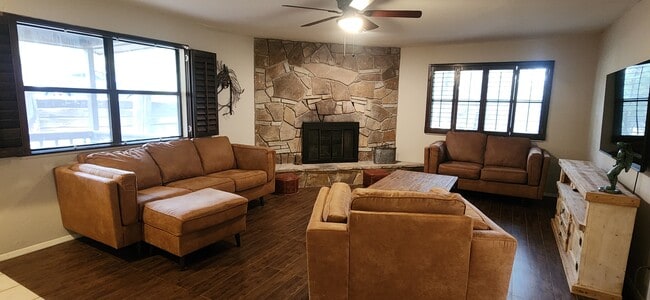 Building Photo - 212 Fort Stanton Rd