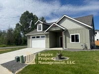 Building Photo - 1611 Irvine Wy
