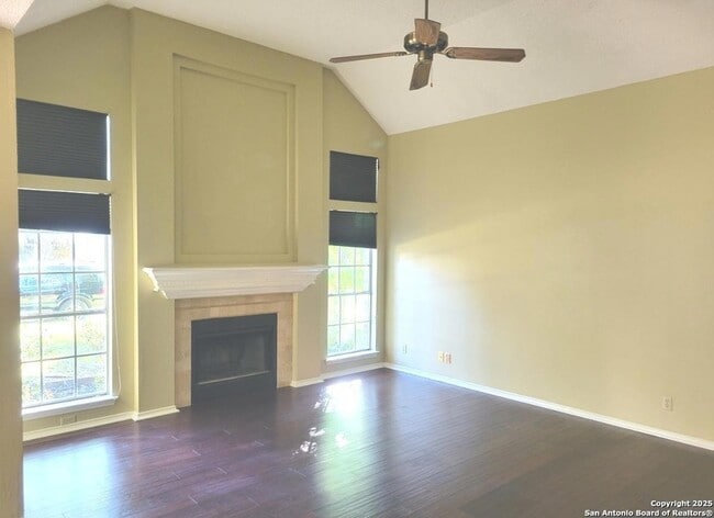 Building Photo - 5955 Heather View