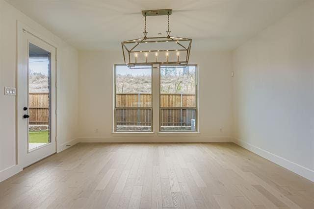 Building Photo - 3529 Kings Ct Dr