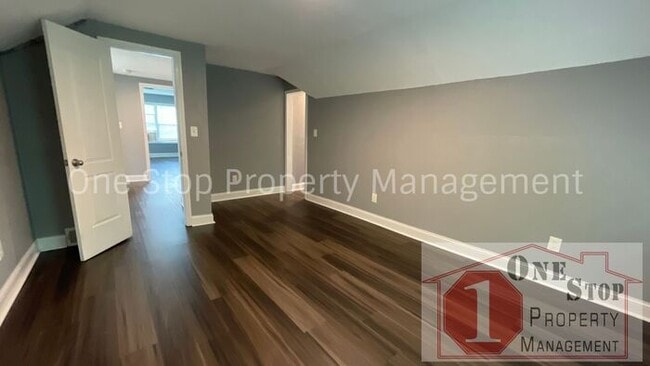 Building Photo - Beautiful 4 Bedroom 2.5 Bathroom Home in K...