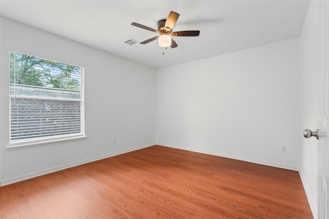 Building Photo - 78 N Lace Arbor Dr