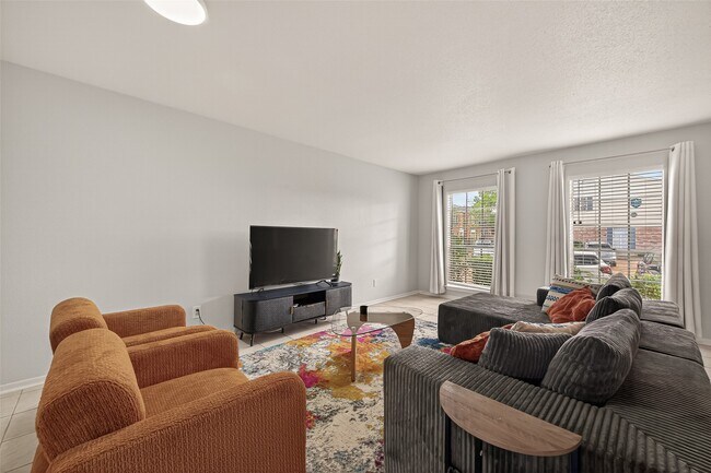 Building Photo - 6404 Burgoyne Rd